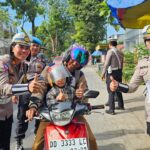 TERTIB BERLALU LINTAS, SAT LANTAS POLRES GOWA BERI APRESIASI KE PENGENDARA