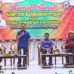 Gubernur Kalteng Bersama Pj Bupati Ramah Tamah Dengan Tenaga Pendidik di Murung Raya Gubernur Kalteng Bersama Pj Bupati Ramah Tamah Dengan Tenaga Pendidik di Murung Raya