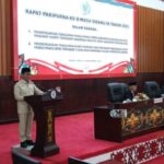 Bupati Heriyus Sampaikan Jawaban Fraksi-Fraksi DPRD pada Rapat Paripurna ke-8 Bupati Heriyus Sampaikan Jawaban Fraksi-Fraksi DPRD pada Rapat Paripurna ke-8