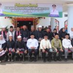 Wabup Murung Raya Lepas Keberangkatan Umrah Pemenang STQ XII Tahun 2025 Wabup Murung Raya Lepas Keberangkatan Umrah Pemenang STQ XII Tahun 2025