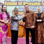 Bupati Heriyus Sampaikan Apresiasi Atas Dedikasi Dandim 1013/Mtw Yang Lama Bupati Heriyus Sampaikan Apresiasi Atas Dedikasi Dandim 1013/Mtw Yang Lama