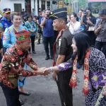 Bupati Heriyus Sambut Kedatangan Kajari Baru di Bandara Dirung Lingkin